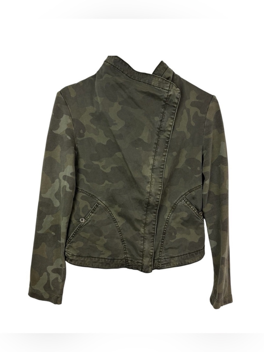 Women’s Camo Utility Jacket with Asymmetric Front - Olive Camo